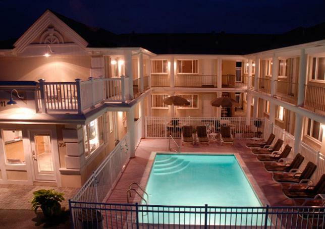 לבאלט Lamplight Motel מראה חיצוני תמונה